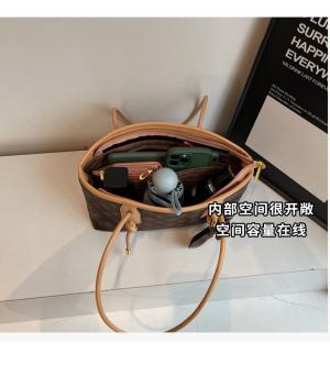 ZCJ1706 MOTIF O-big-2